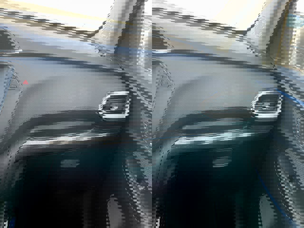 Used 2023 Chevrolet TrailBlazer LS image 16