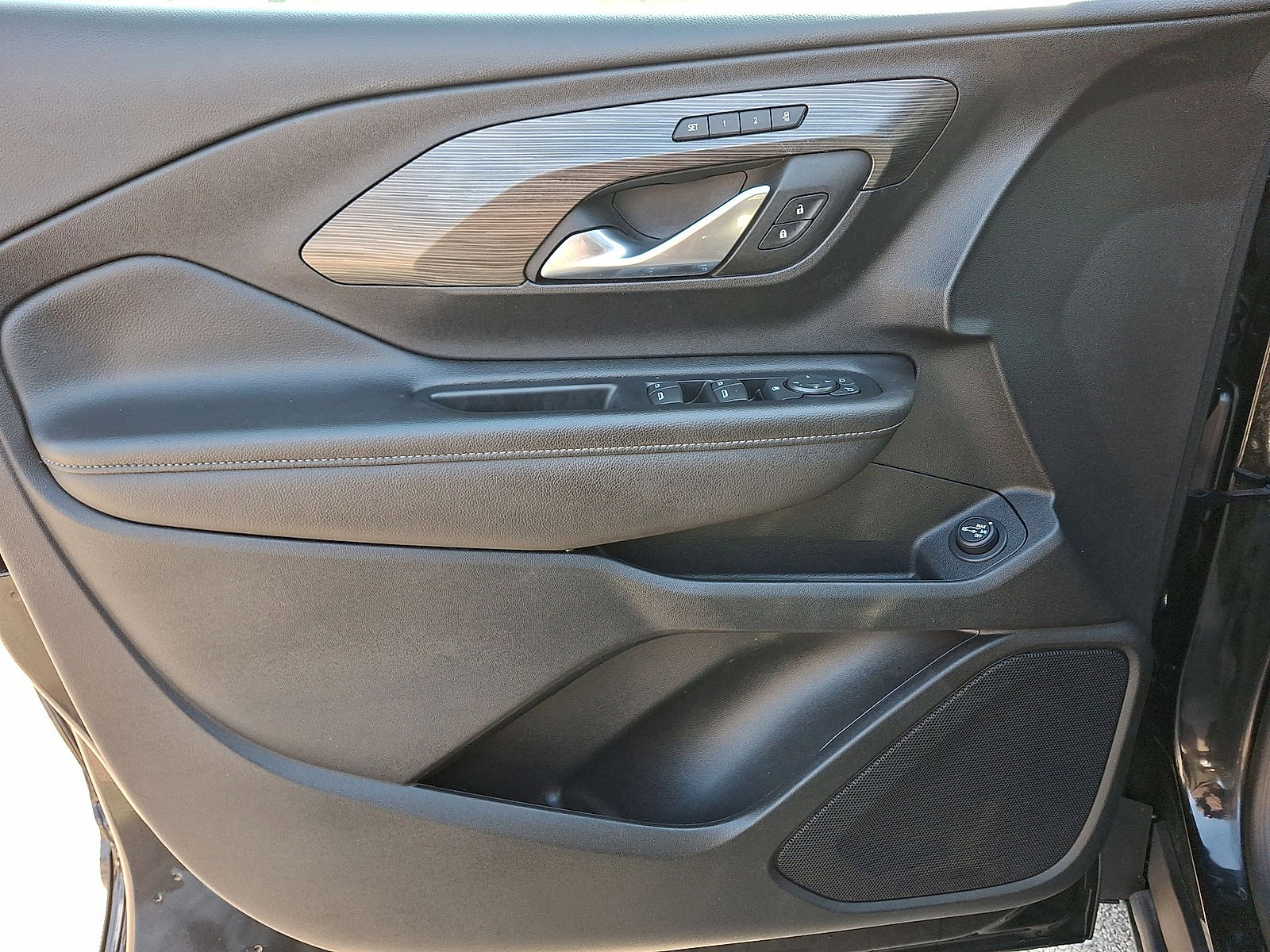 Certified 2022 GMC Terrain SLT w/ Tech Package image 10