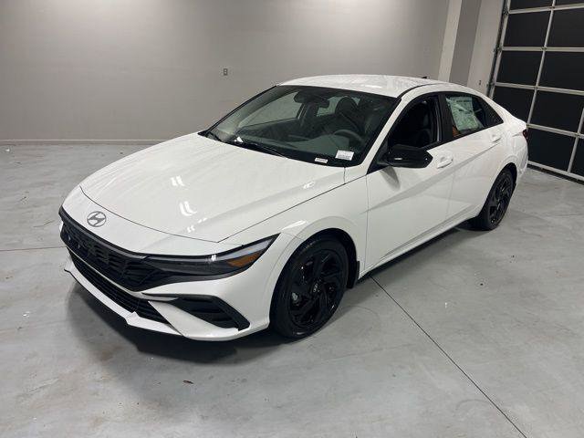 New 2026 Hyundai Elantra Sport image 3