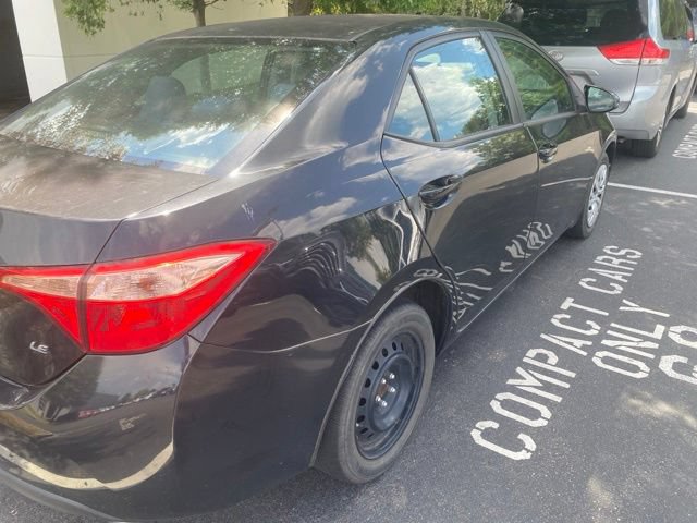 Used 2018 Toyota Corolla LE FWD image 8