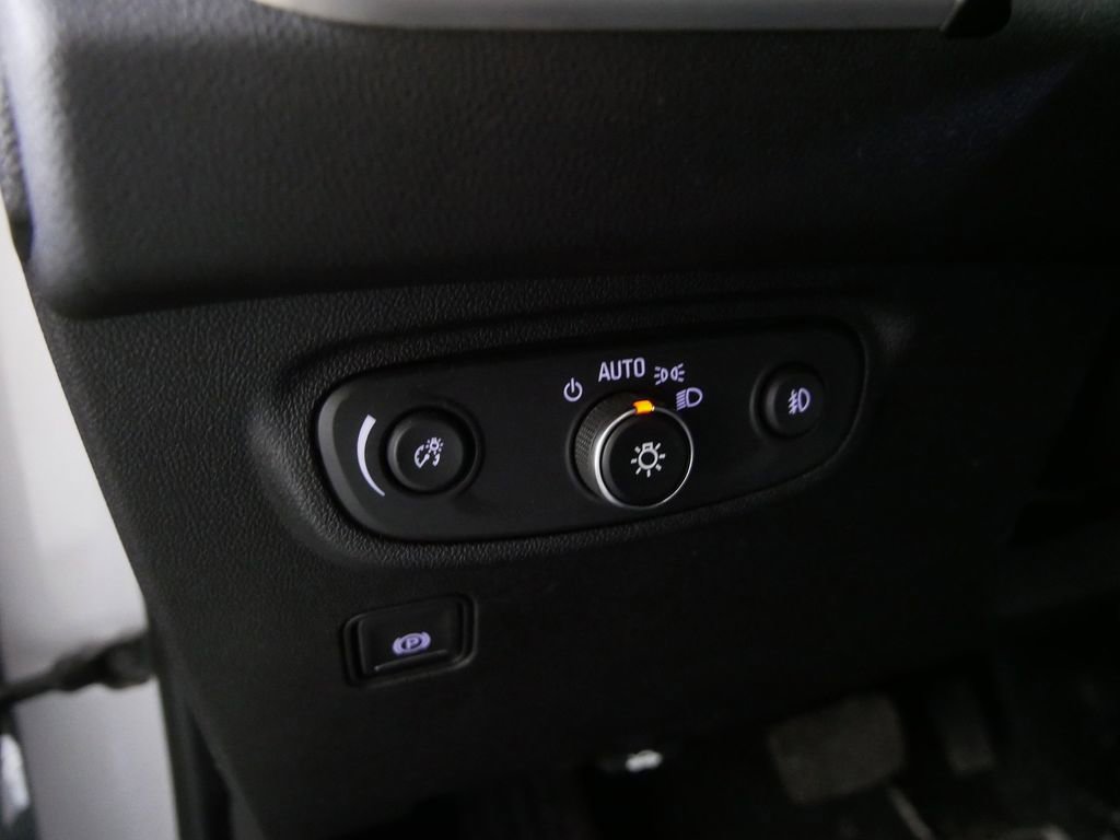 Used 2019 GMC Terrain SLT w/ Preferred Package image 17