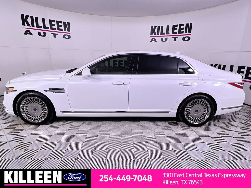 Used 2020 Genesis G90 3.3T Premium image 4