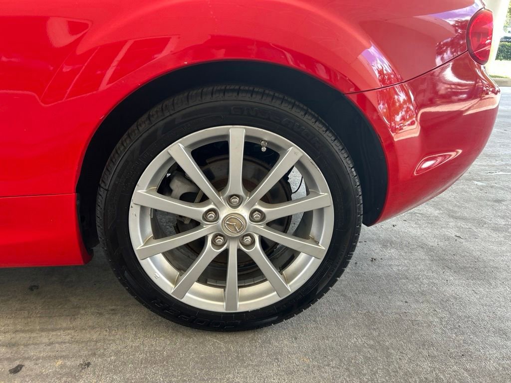 Used 2009 MAZDA MX-5 Miata Sport w/ Convenience Pkg RWD image 17