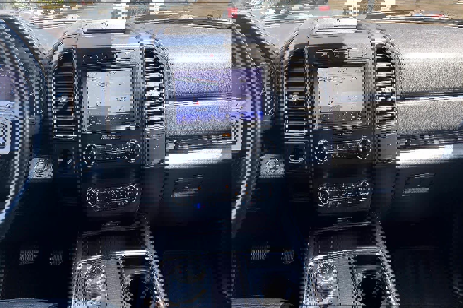 Used 2020 Ford Expedition Limited w/ Equipment Group 301A RWD image 7