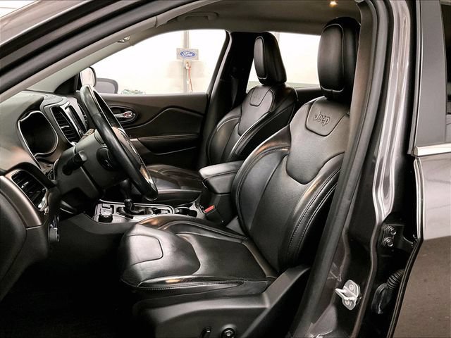 Used 2019 Jeep Cherokee Limited w/ Technology Group AWD/4WD image 25
