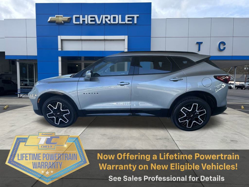 New 2025 Chevrolet Blazer RS w/ Driver Confidence II Package image 5