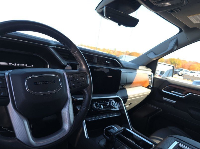 Used 2022 GMC Sierra 1500 Denali w/ Denali Reserve Package image 10