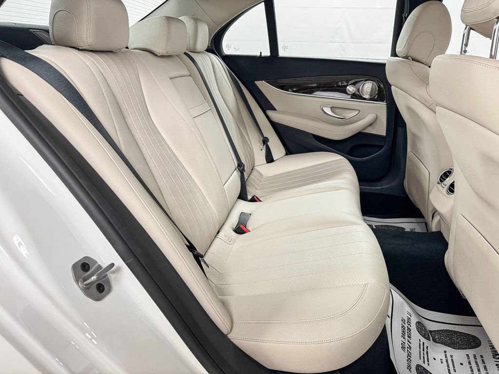 Used 2021 Mercedes-Benz E 350 4MATIC Sedan image 11