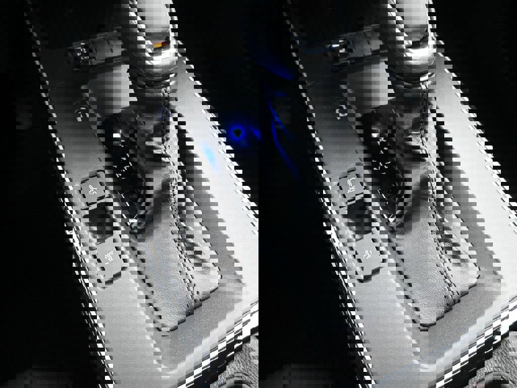 New 2026 Toyota Corolla Cross XLE w/ Convenience Package image 25