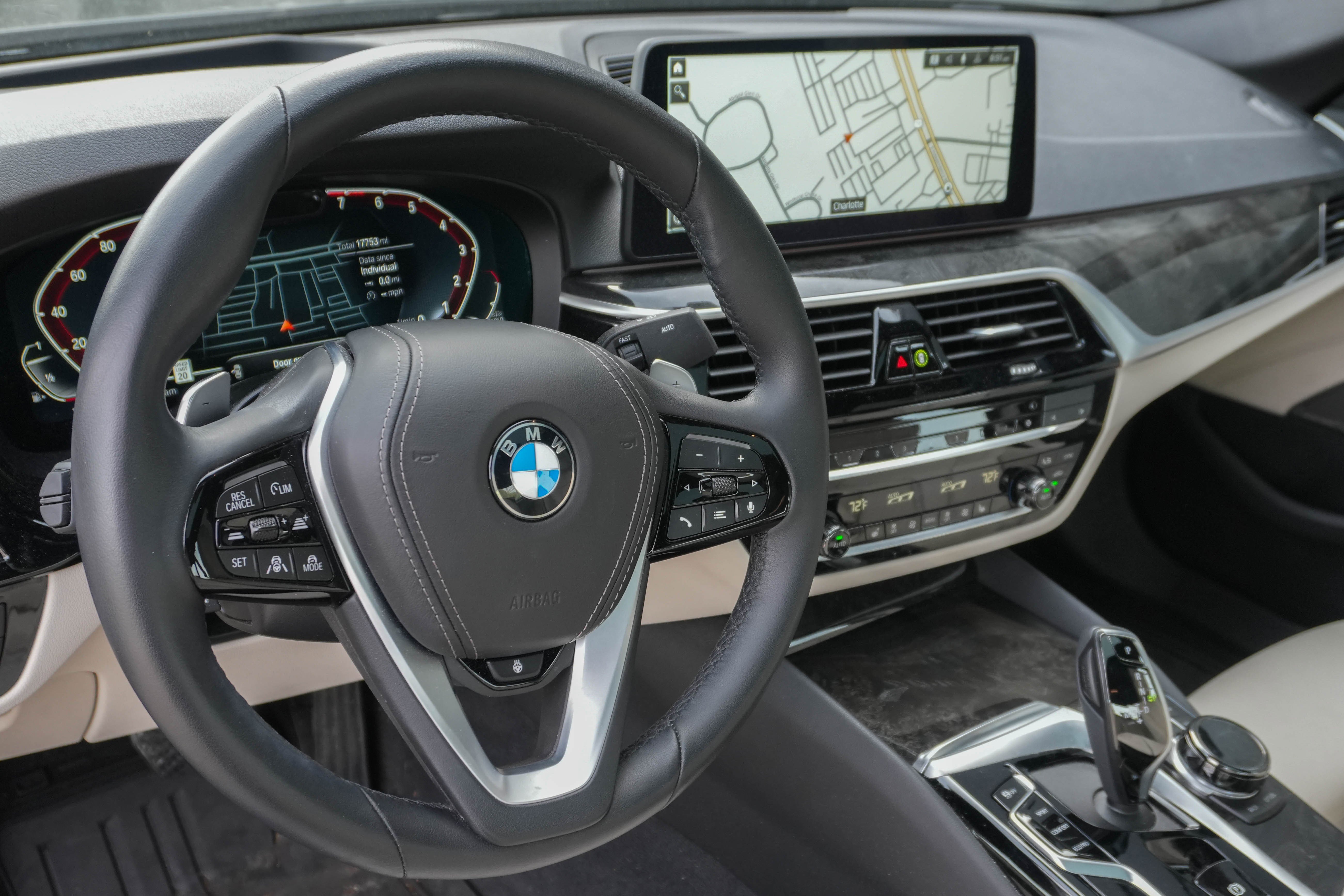 Used 2023 BMW 540i w/ Executive Package image 10