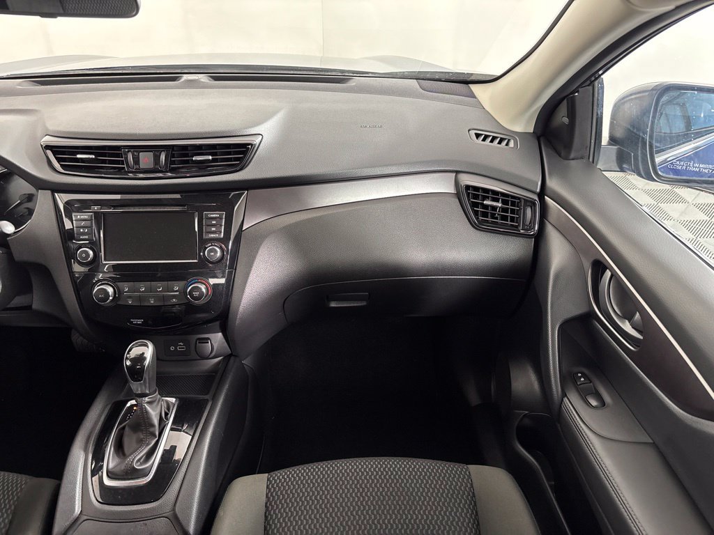 Used 2022 Nissan Rogue Sport S AWD/4WD image 22
