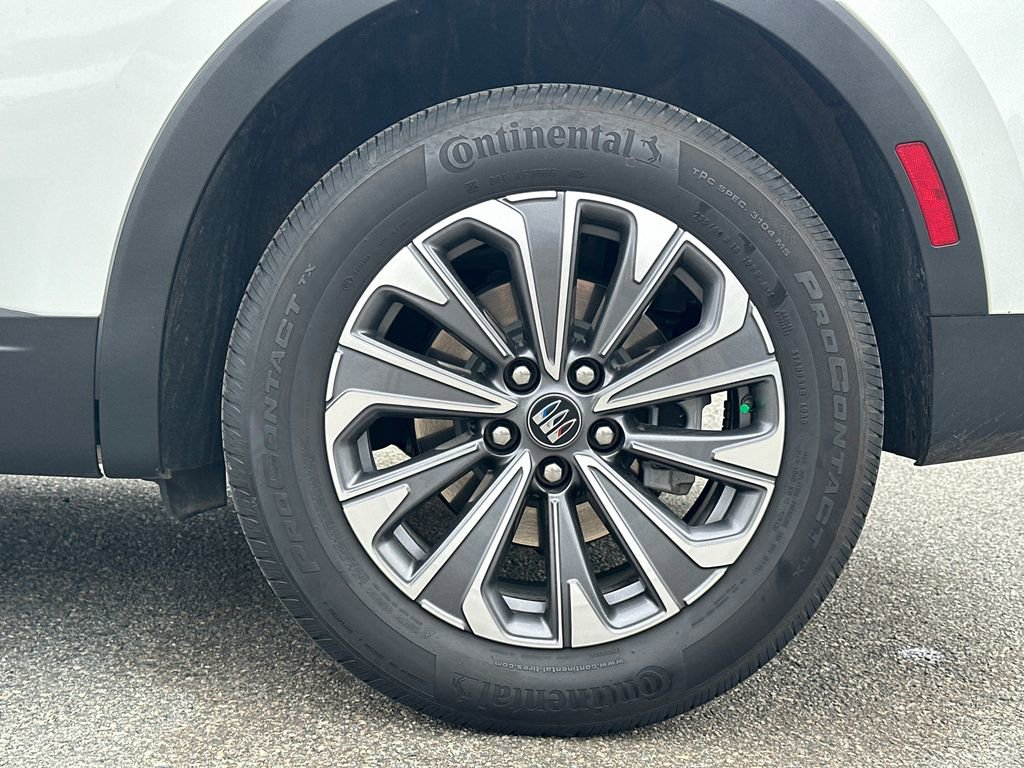 Certified 2025 Buick Envision Preferred image 19