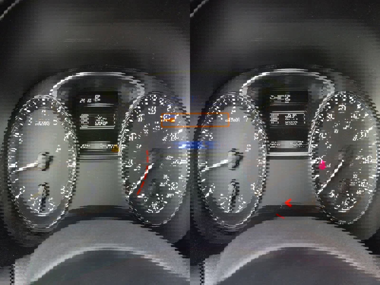 Used 2016 Nissan Pathfinder SL image 33