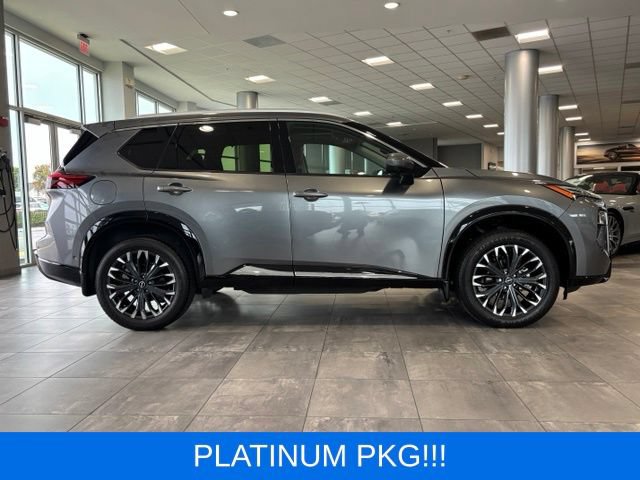 Used 2024 Nissan Rogue Platinum w/ Platinum Premium Package FWD image 2