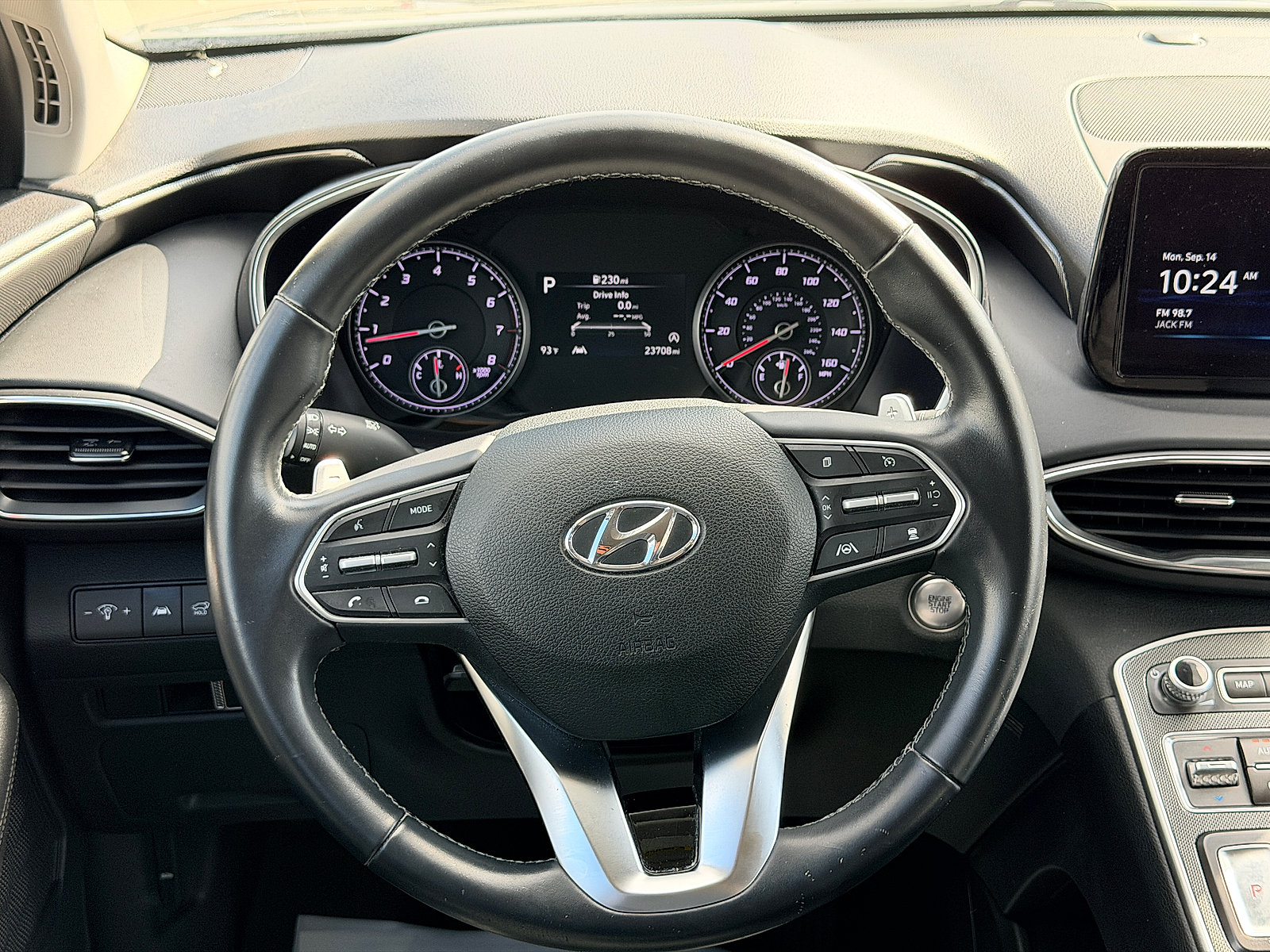 Used 2023 Hyundai Santa Fe SEL FWD image 24