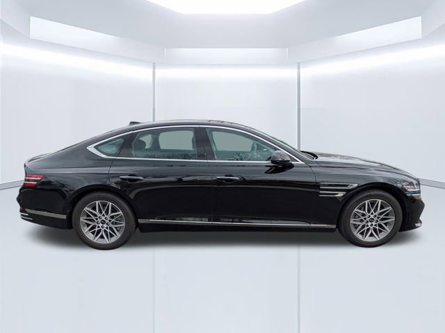 Used 2025 Genesis G80 2.5T image 3