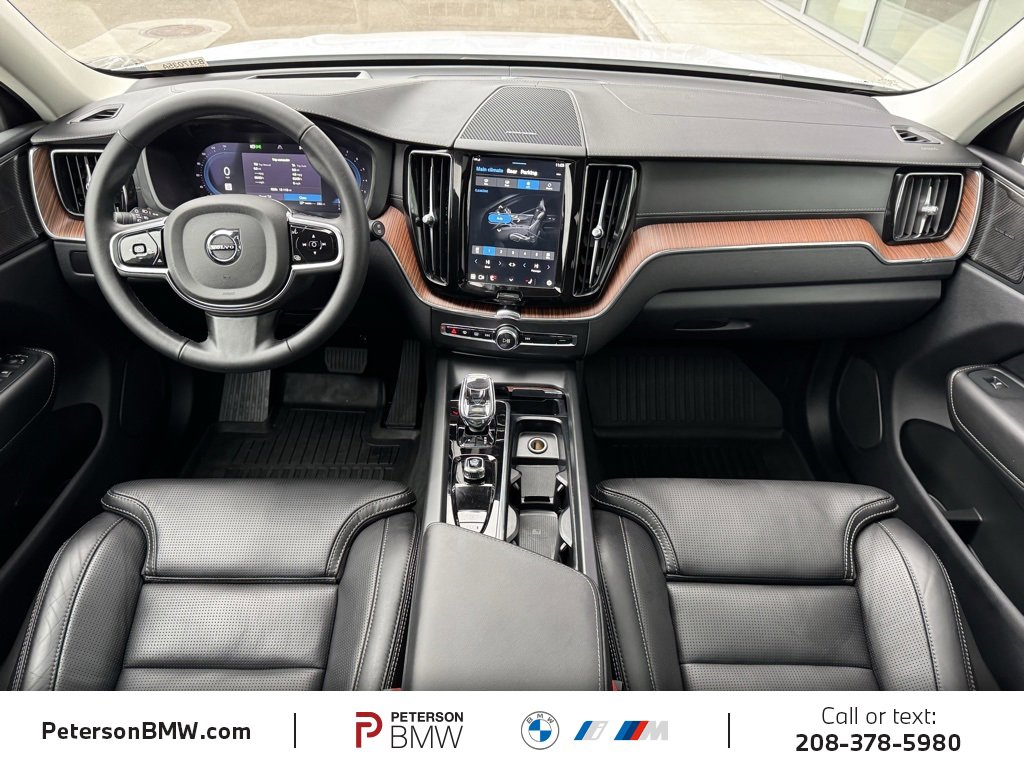 Used 2024 Volvo XC60 B5 Ultimate w/ Protection Package Premier image 13