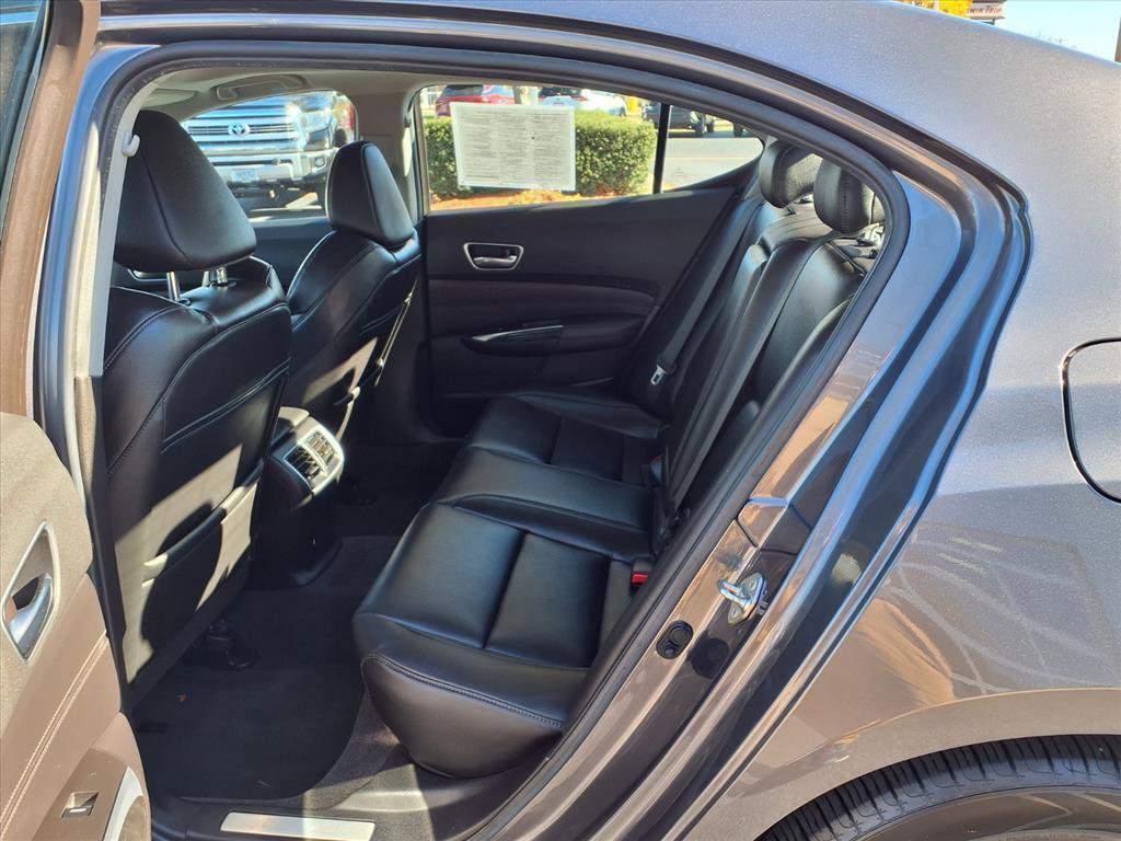 Used 2020 Acura TLX image 9