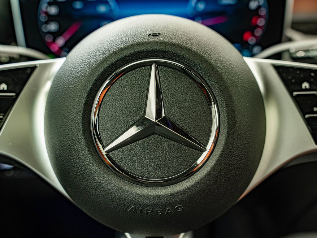 New 2026 Mercedes-Benz GLC 300 4MATIC image 21