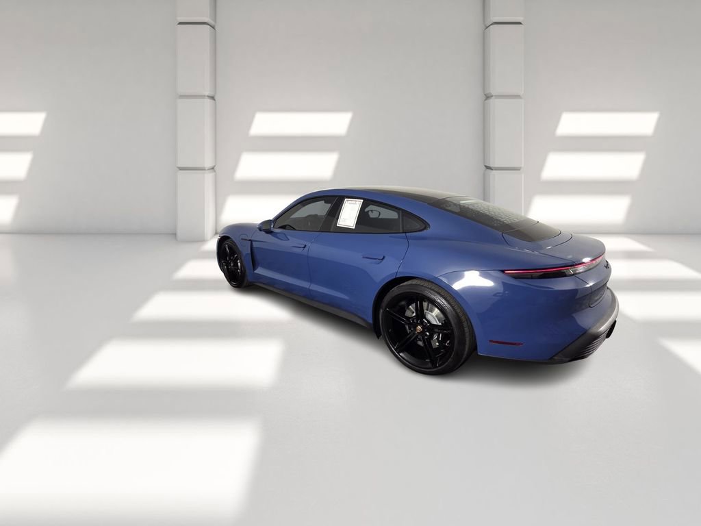 Used 2021 Porsche Taycan 4S image 7