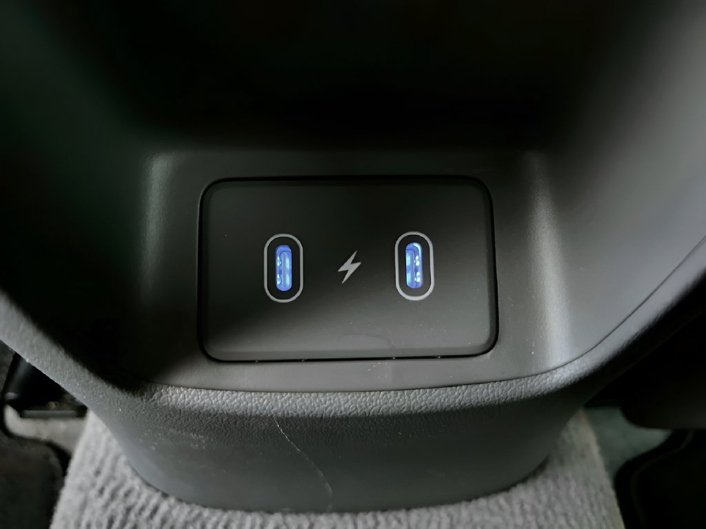 Used 2024 Hyundai Elantra SEL FWD image 25