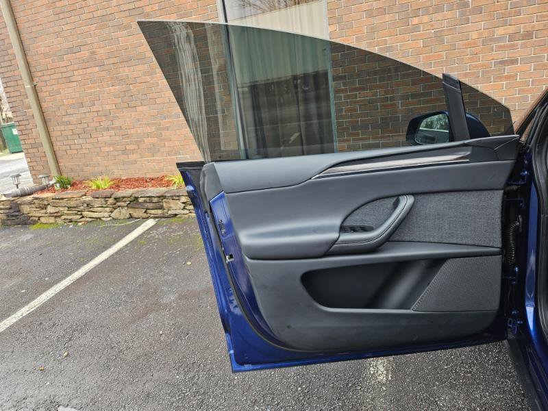 Used 2023 Tesla Model X AWD image 34