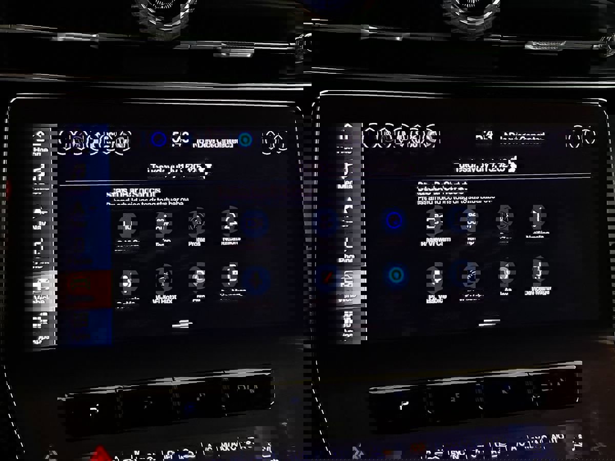 Used 2023 Maserati Grecale GT image 32