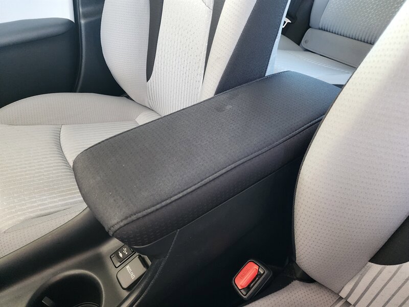 Used 2017 Toyota Prius Two FWD image 44