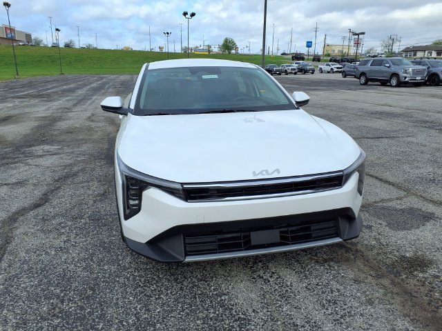 Used 2025 Kia K4 GT-Line Turbo FWD image 3