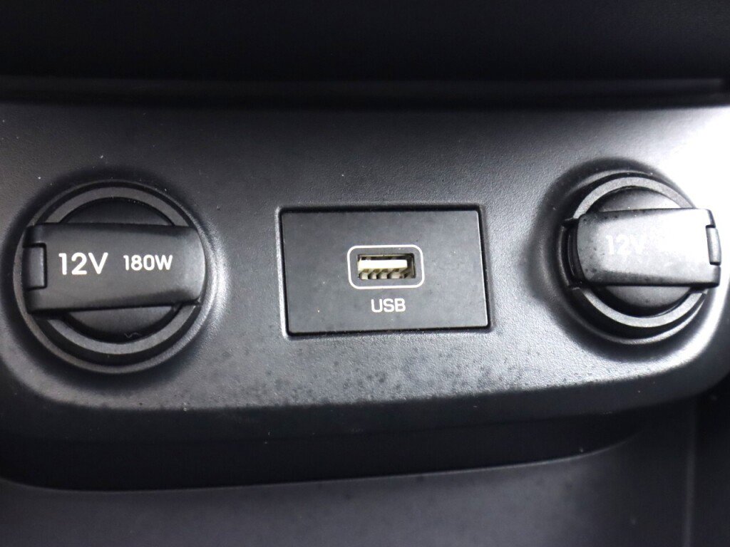 Used 2020 Hyundai Ioniq Limited image 25