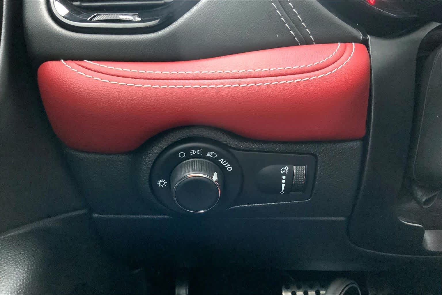 Used 2024 Dodge Durango SRT Hellcat AWD/4WD image 33