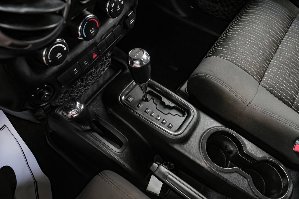 Used 2011 Jeep Wrangler Unlimited Sport AWD/4WD image 20