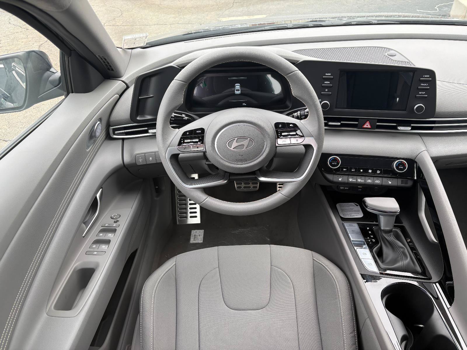 New 2025 Hyundai Elantra Sport FWD image 20