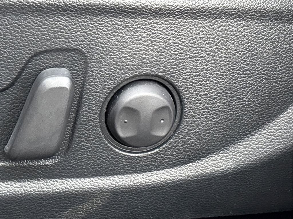 Used 2025 Kia Soul GT-Line w/ GT-Line Technology Package image 23