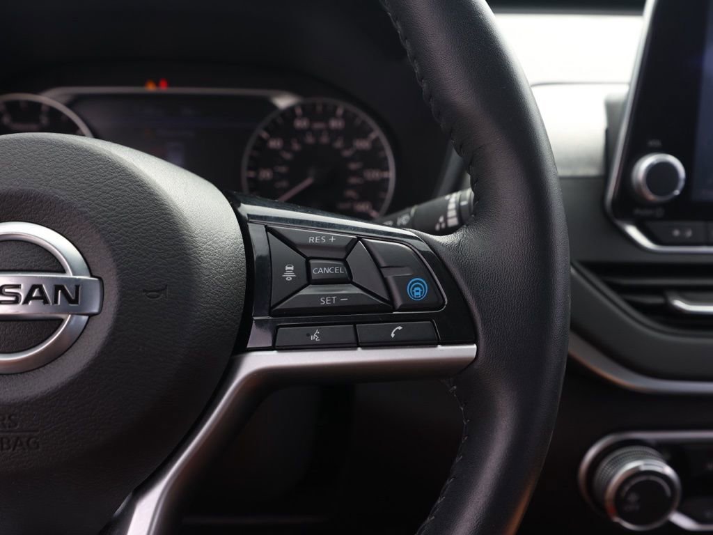 Used 2021 Nissan Altima 2.5 SV w/ SV Premium Package image 26