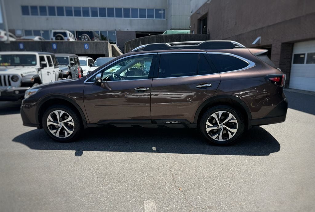 Used 2020 Subaru Outback Touring AWD/4WD image 14