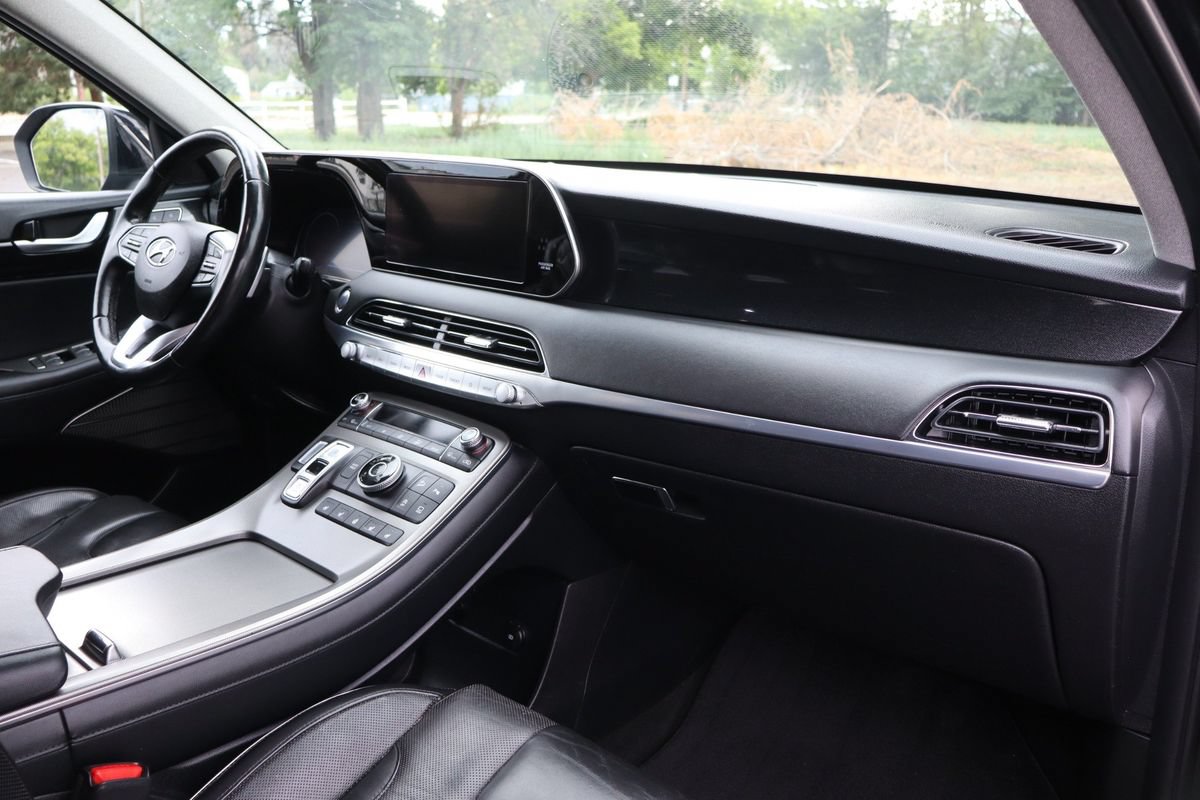 Used 2022 Hyundai Palisade Limited AWD/4WD image 17