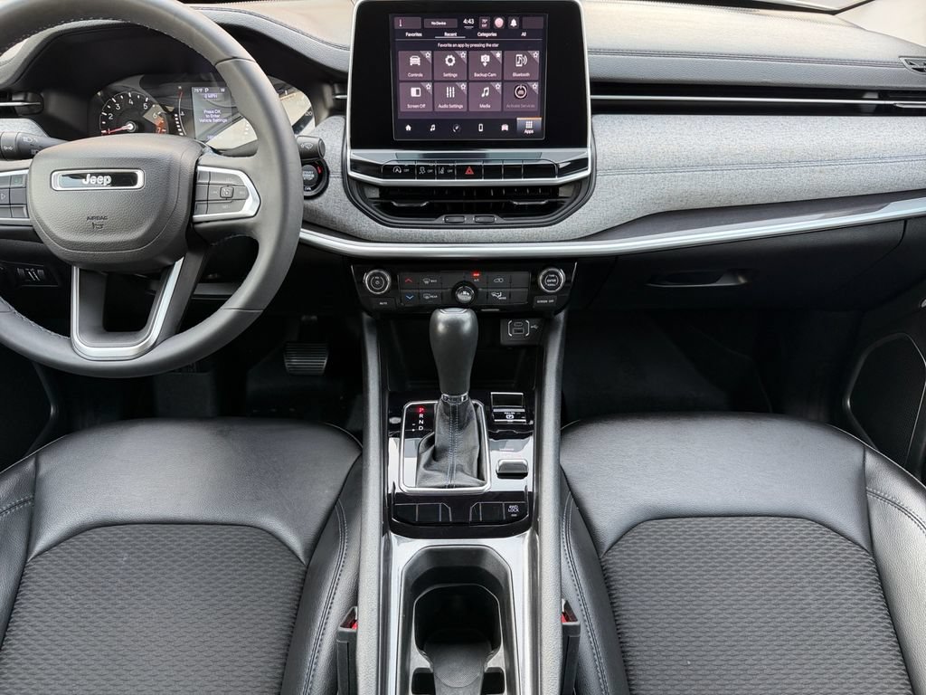 Used 2022 Jeep Compass Latitude AWD/4WD image 26