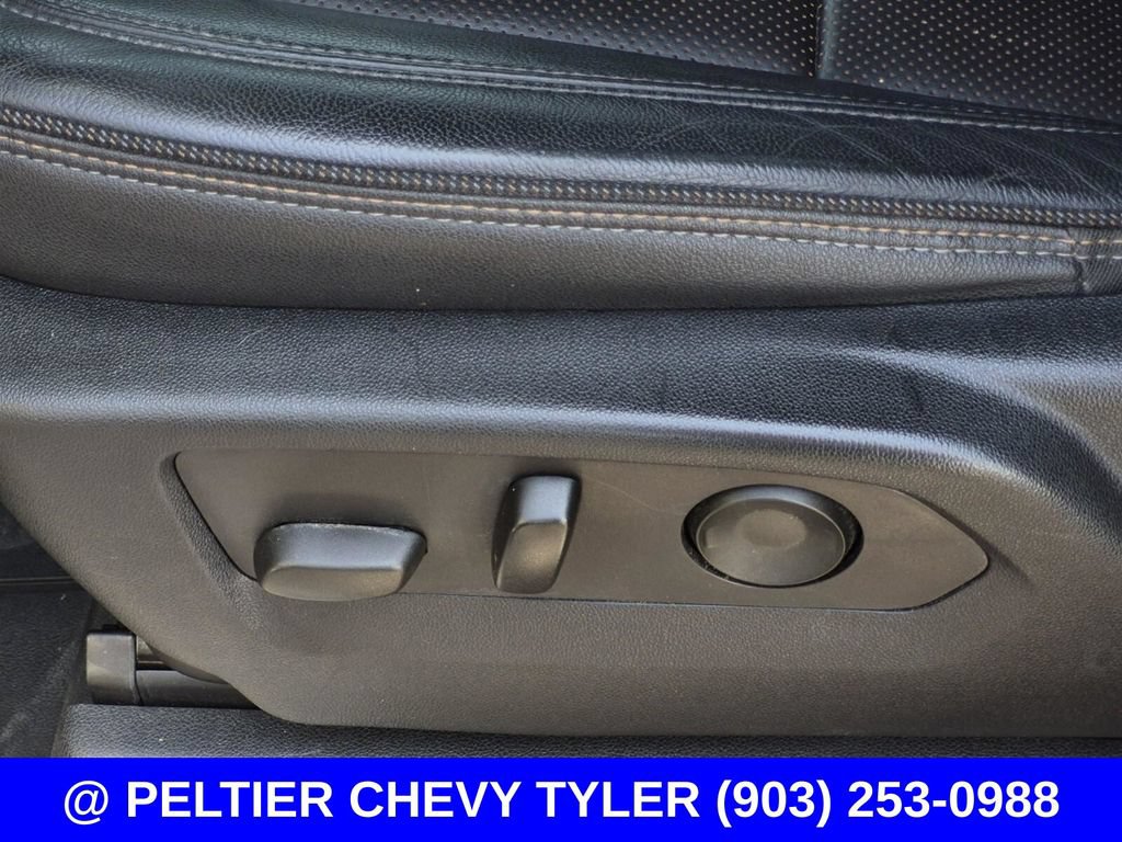 Used 2022 Chevrolet Silverado 1500 High Country w/ High Country Premium Package AWD/4WD image 38