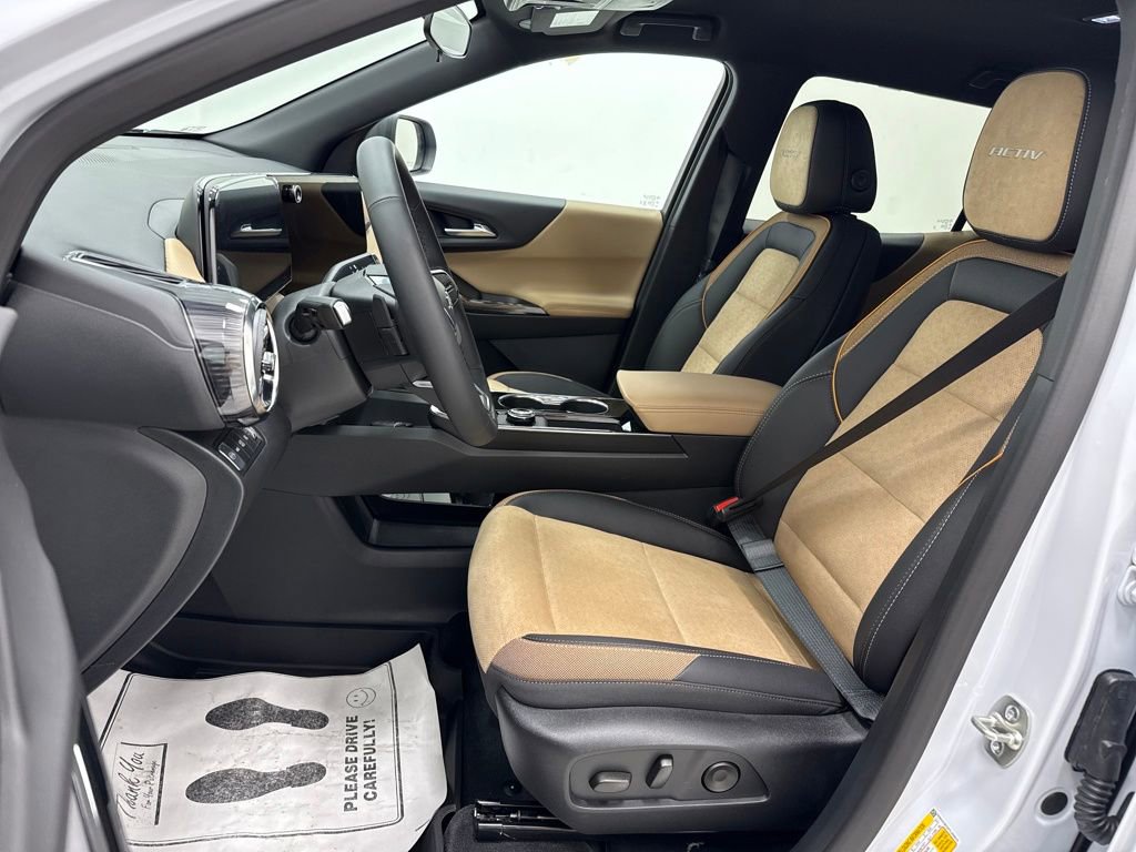 New 2026 Chevrolet Equinox ACTIV w/ LPO, Floor Liner Package image 20