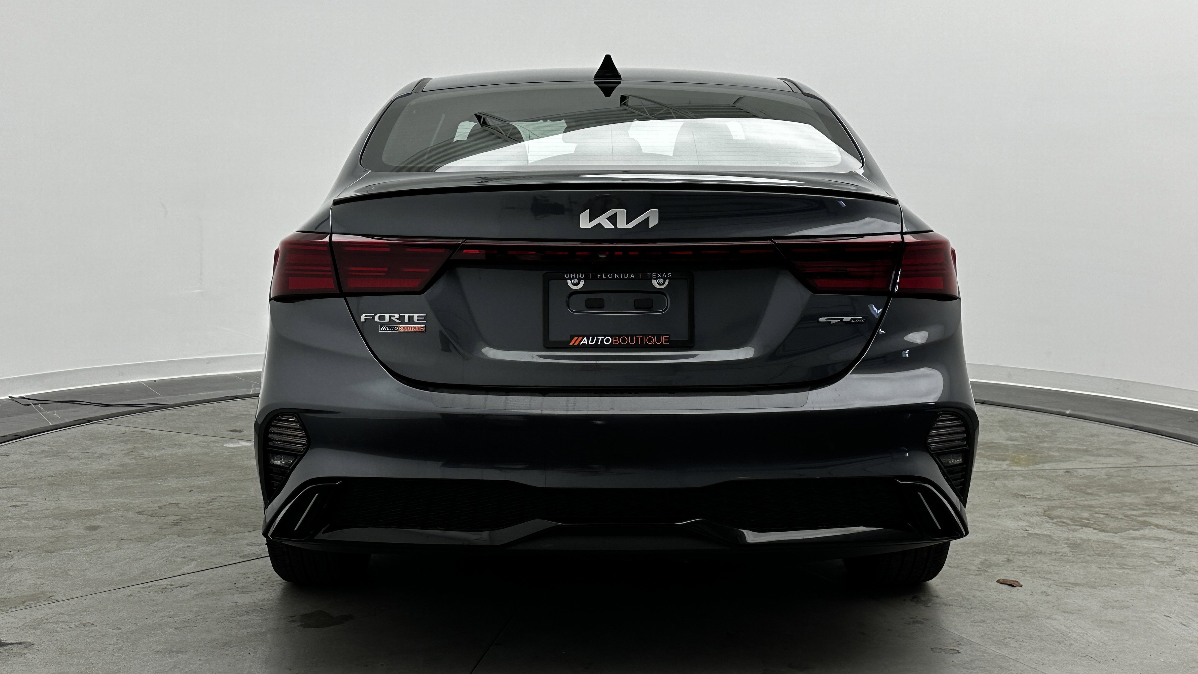 Used 2023 Kia Forte GT-Line w/ GT-Line Technology Package image 6