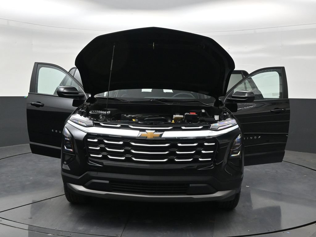 Used 2026 Chevrolet Equinox LT FWD image 33