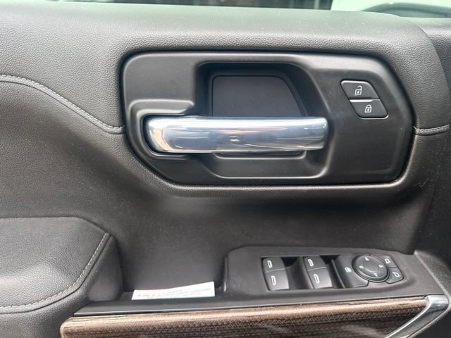 Used 2021 Chevrolet Silverado 1500 LT AWD/4WD image 14