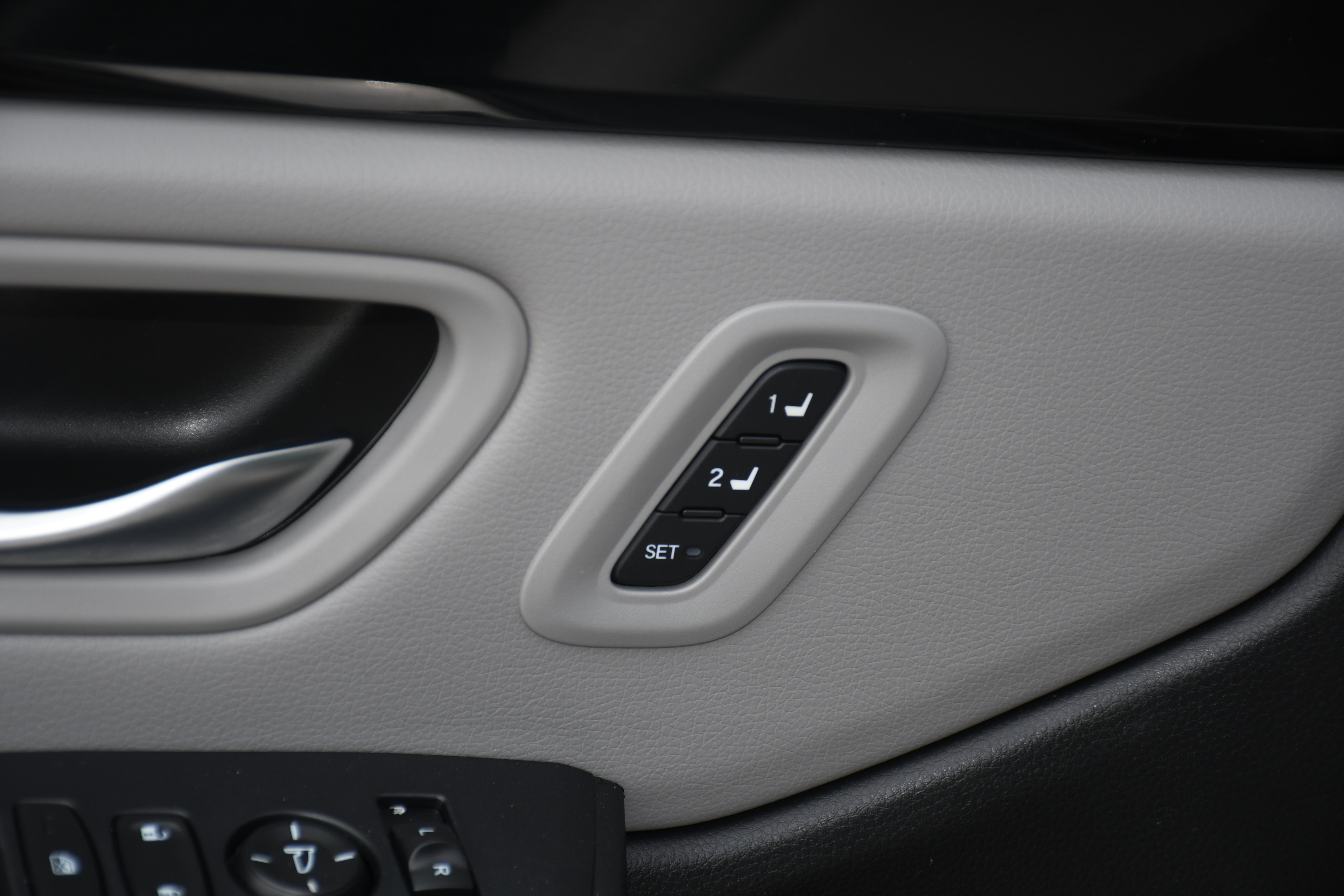 Certified 2025 Honda Pilot EX-L image 11