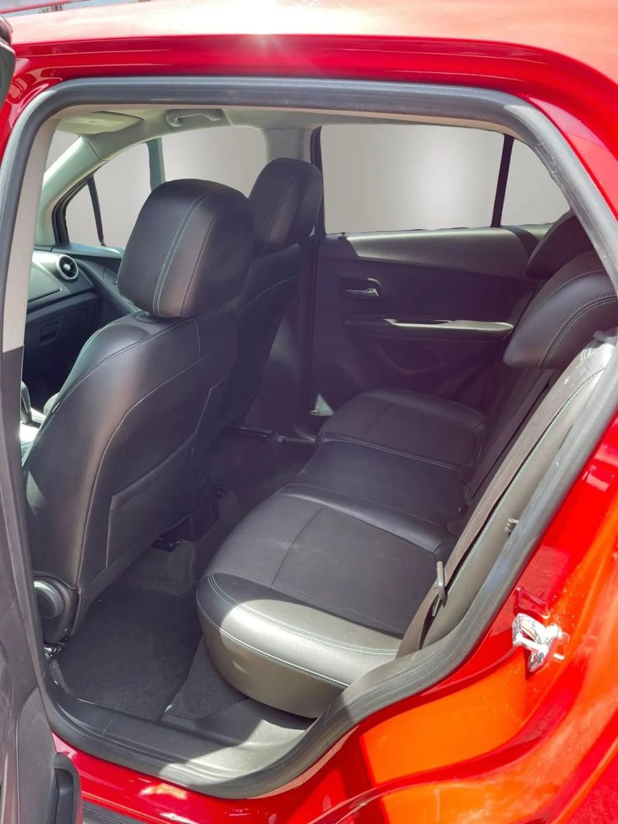 Used 2015 Chevrolet Trax LT w/ LT Plus Package AWD/4WD image 10