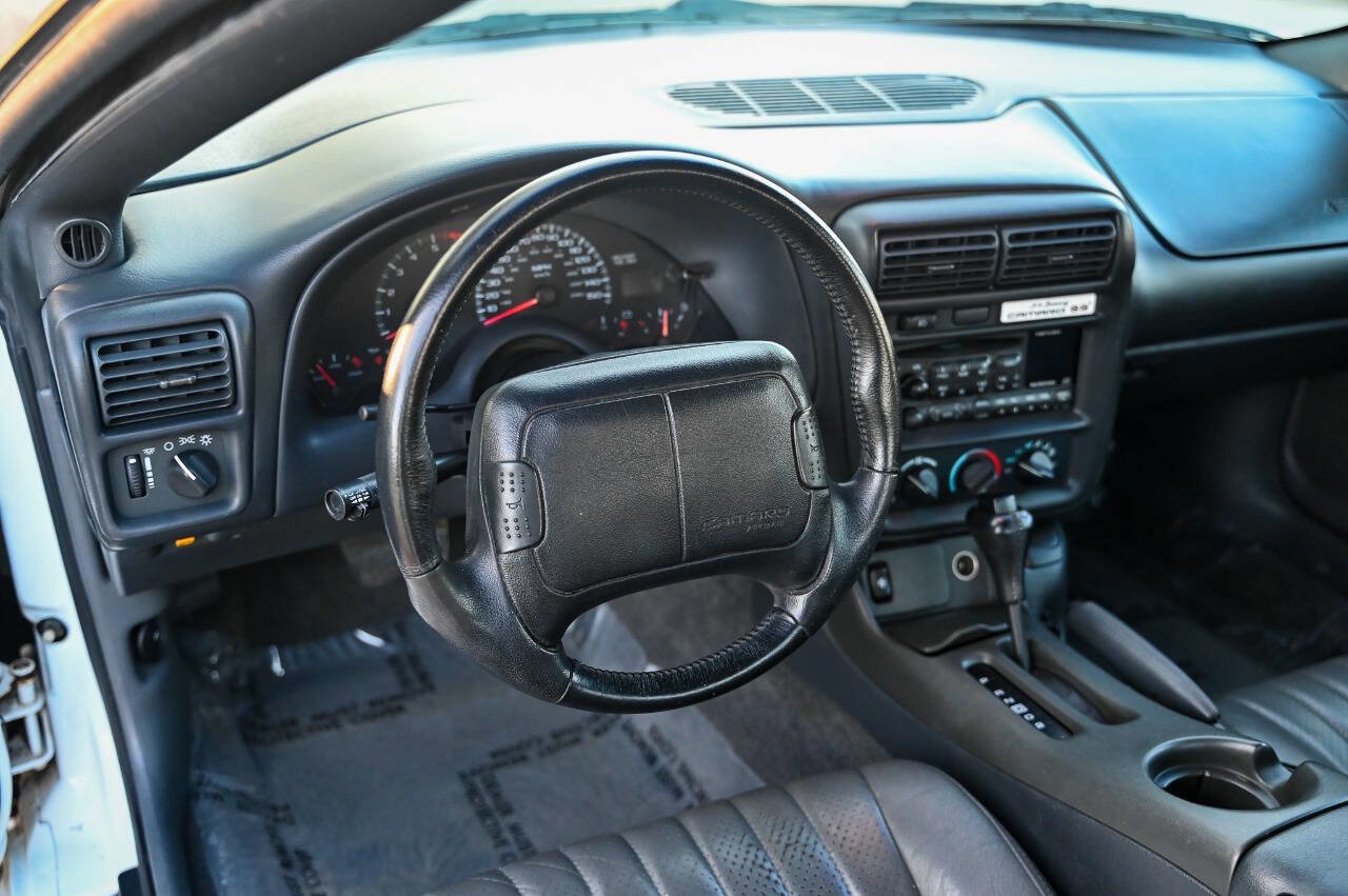 Used 1997 Chevrolet Camaro Z28 image 79