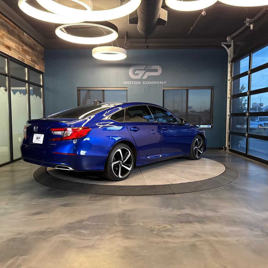 Used 2022 Honda Accord Sport image 3