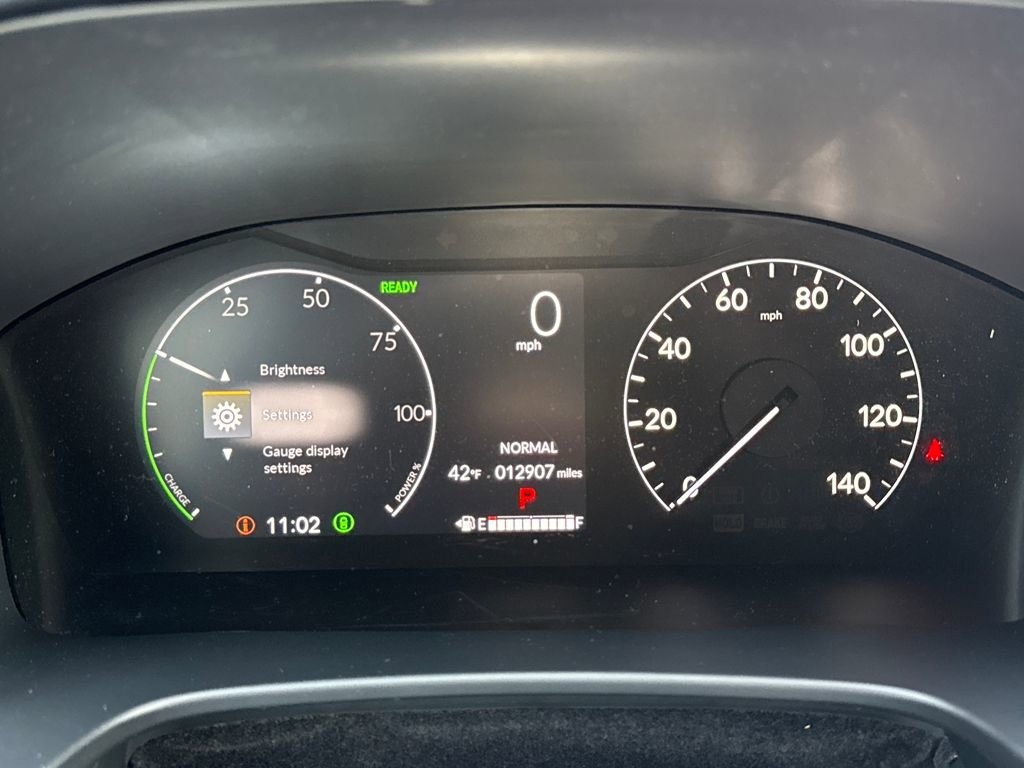 Certified 2025 Honda CR-V Sport image 9