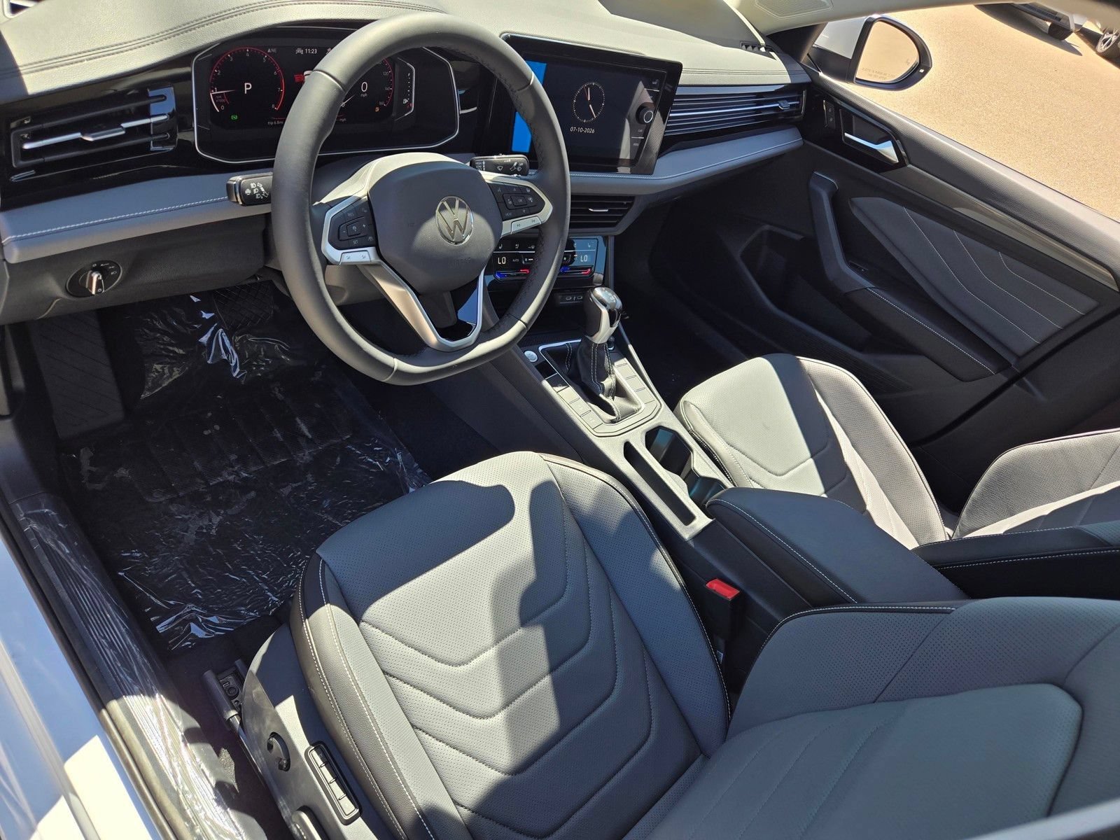 New 2026 Volkswagen Jetta SEL FWD image 11