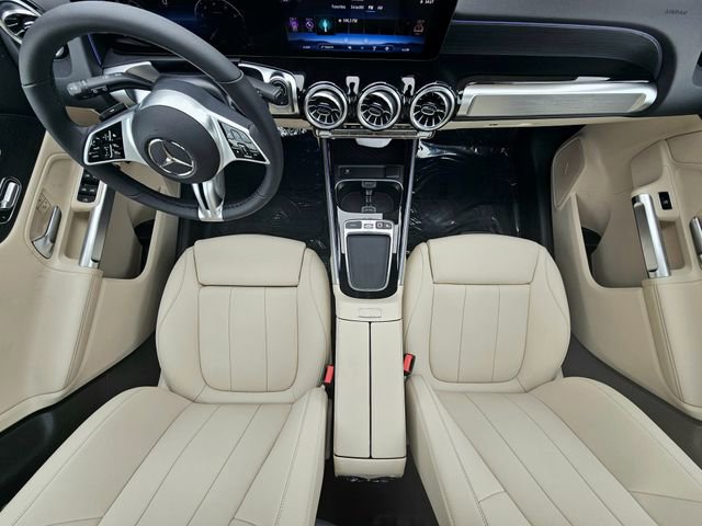 New 2026 Mercedes-Benz GLB 250 4MATIC image 28